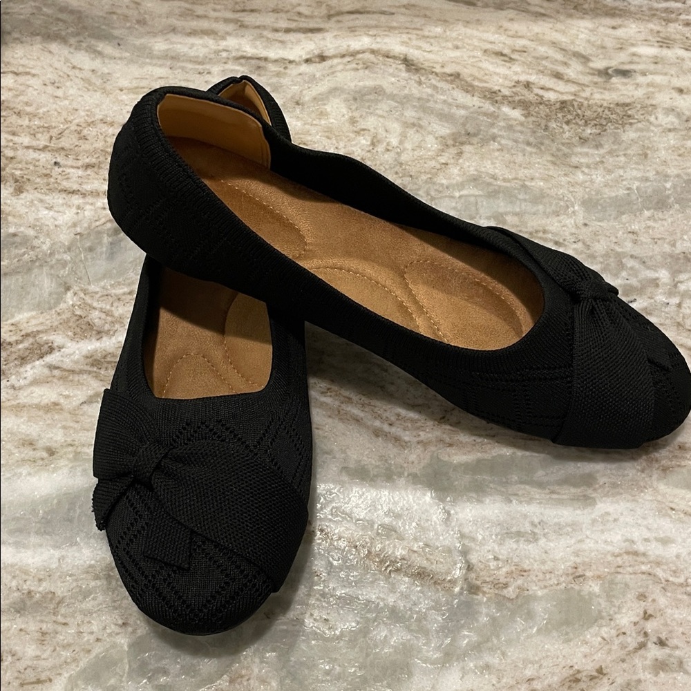 Harence Black Women's Flats NWOT